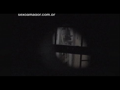 ❤️ Blondiin saab salaja videolevi naabruskonna voyeuri poolt peidetud õõnsate telliskivide taha peidetud ❤️ Porno fb at us et.freepornhdonlinegay.ru ❤